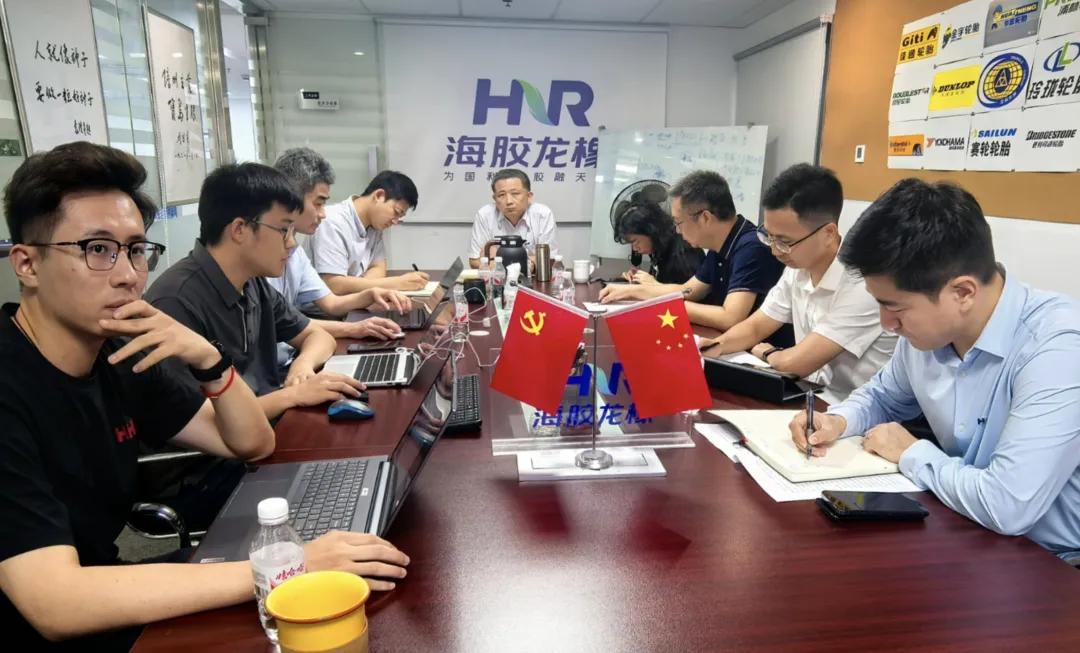 4d68c1433cfd430184963411ea36c426