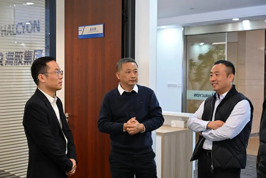 5cede7c29ff94a4f98c2063f8439a89d